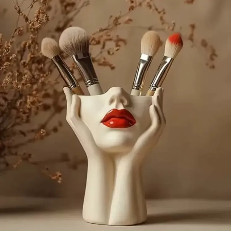 Organisateur de Pinceaux "Beauté Sculptée" – Vase Décoratif