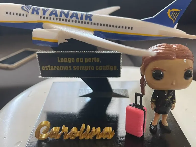Avião Ryanair com Hospedeira