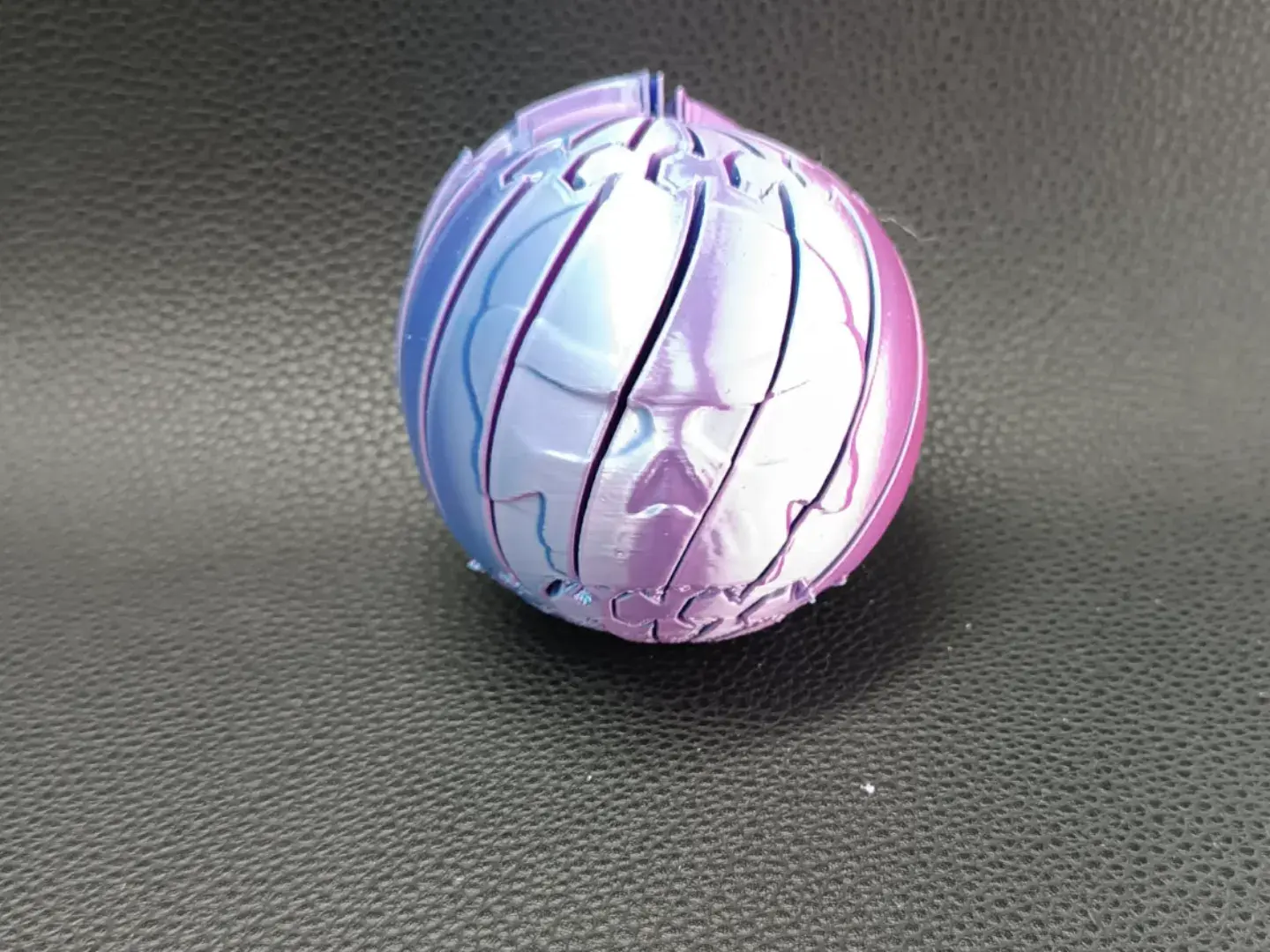 Twisted Skull Ball - Fidget Toy