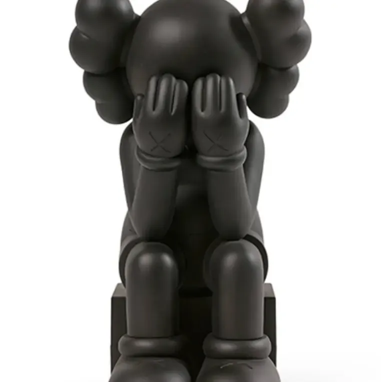 Figura Kaws