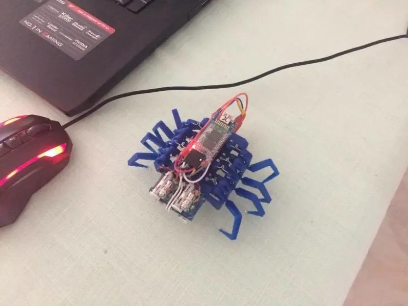 8-potige spinrobot