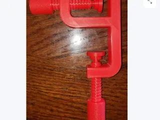 Double G Clamp