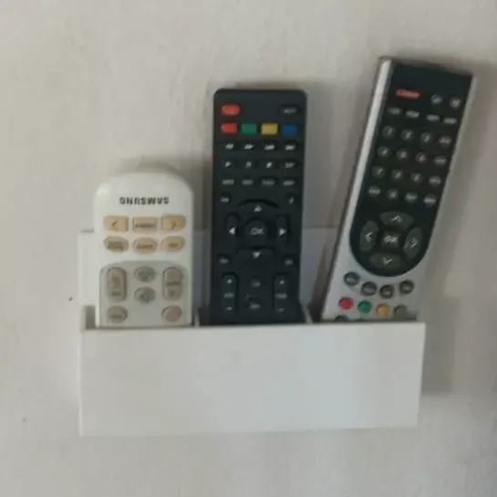 uzaktan kumanda için duvar askısı