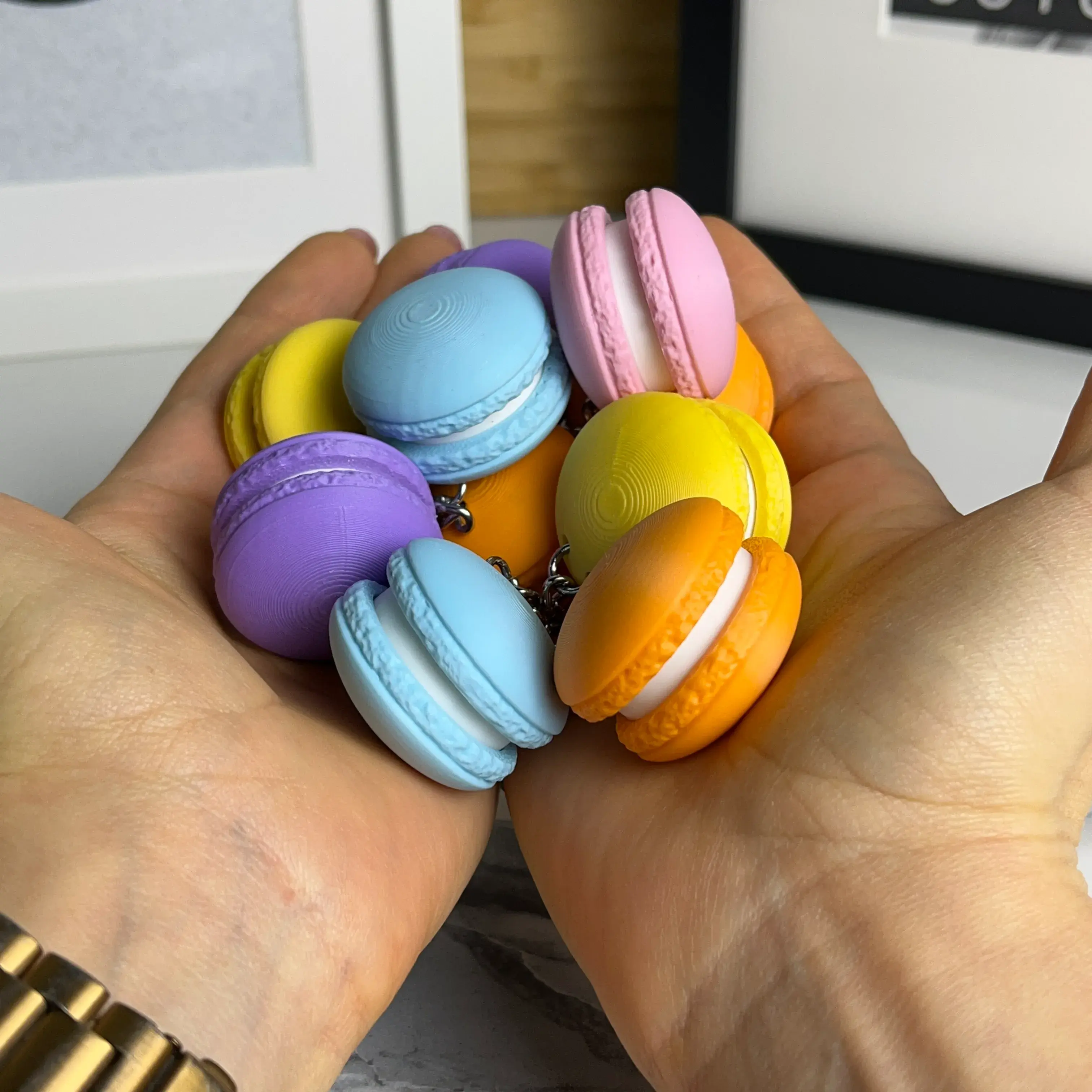 Clicky Macaron Keychain ✨, Clicker Toy