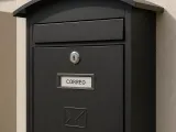 House Mailbox-0