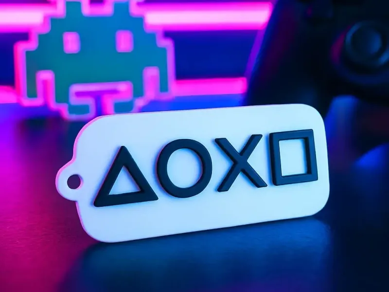 PS5 KEYCHAIN