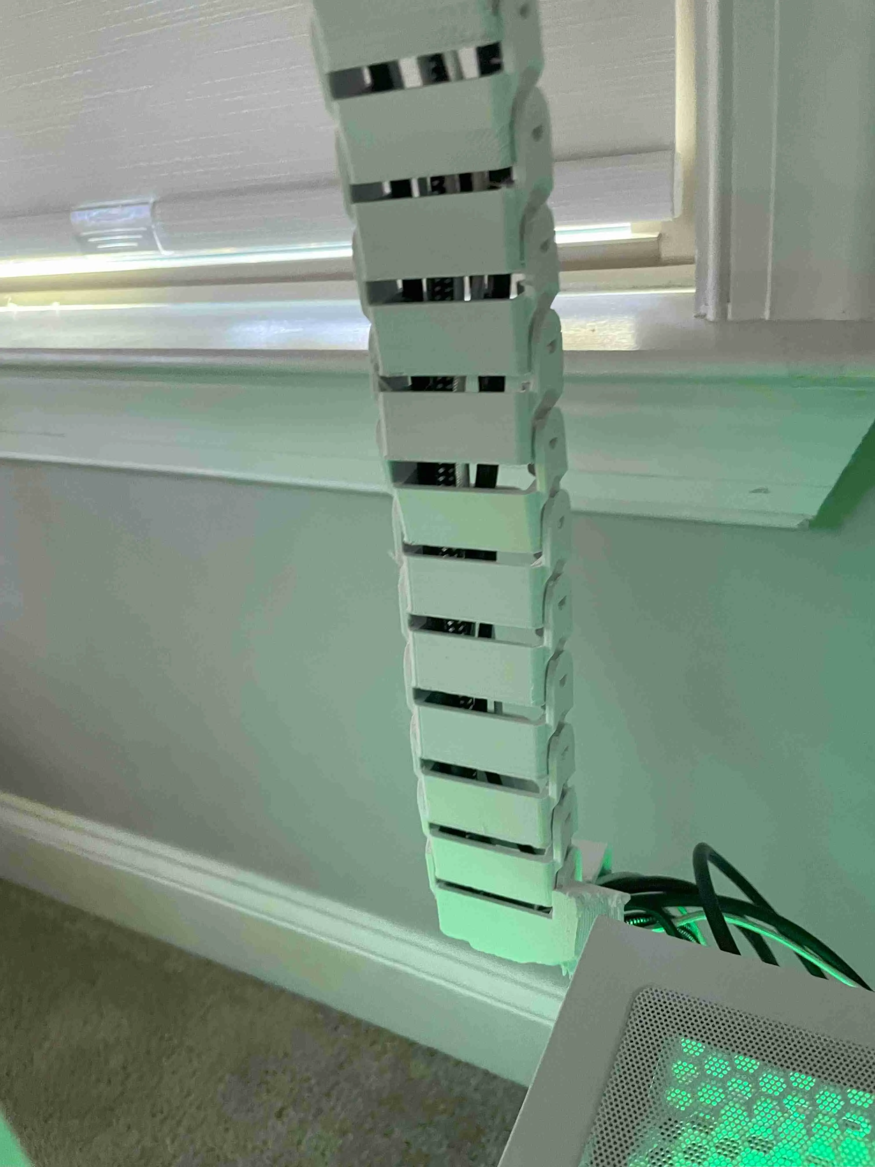 Drag chain for flexispot standing desk