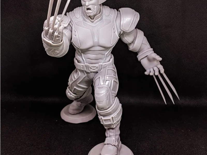 FIGURE "WOLVERINE" MINIATURE FANART