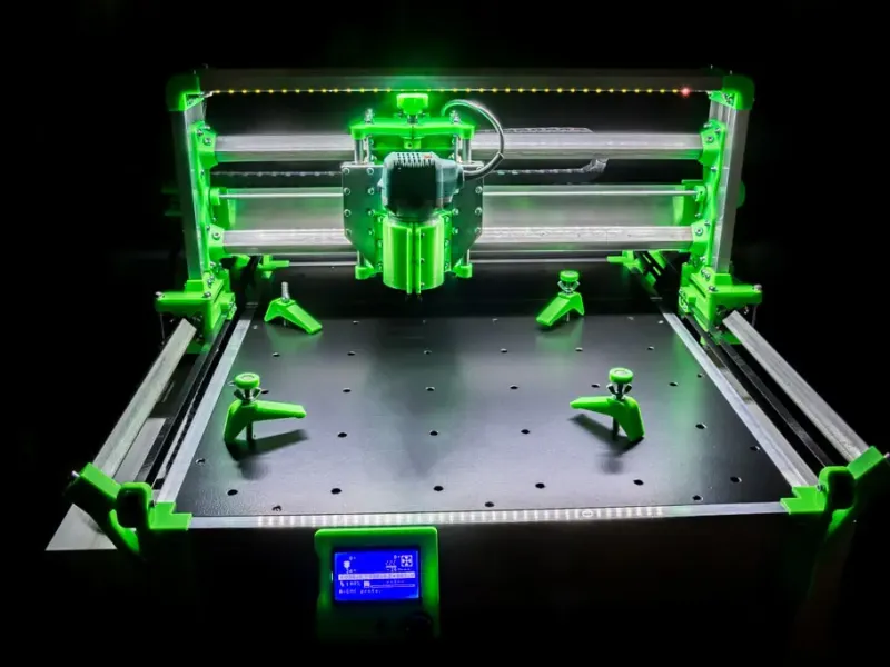 R-CNC, la nueva y económica fresadora CNC imprimible
