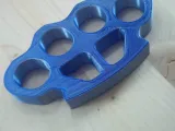 Knuckle Duster-0