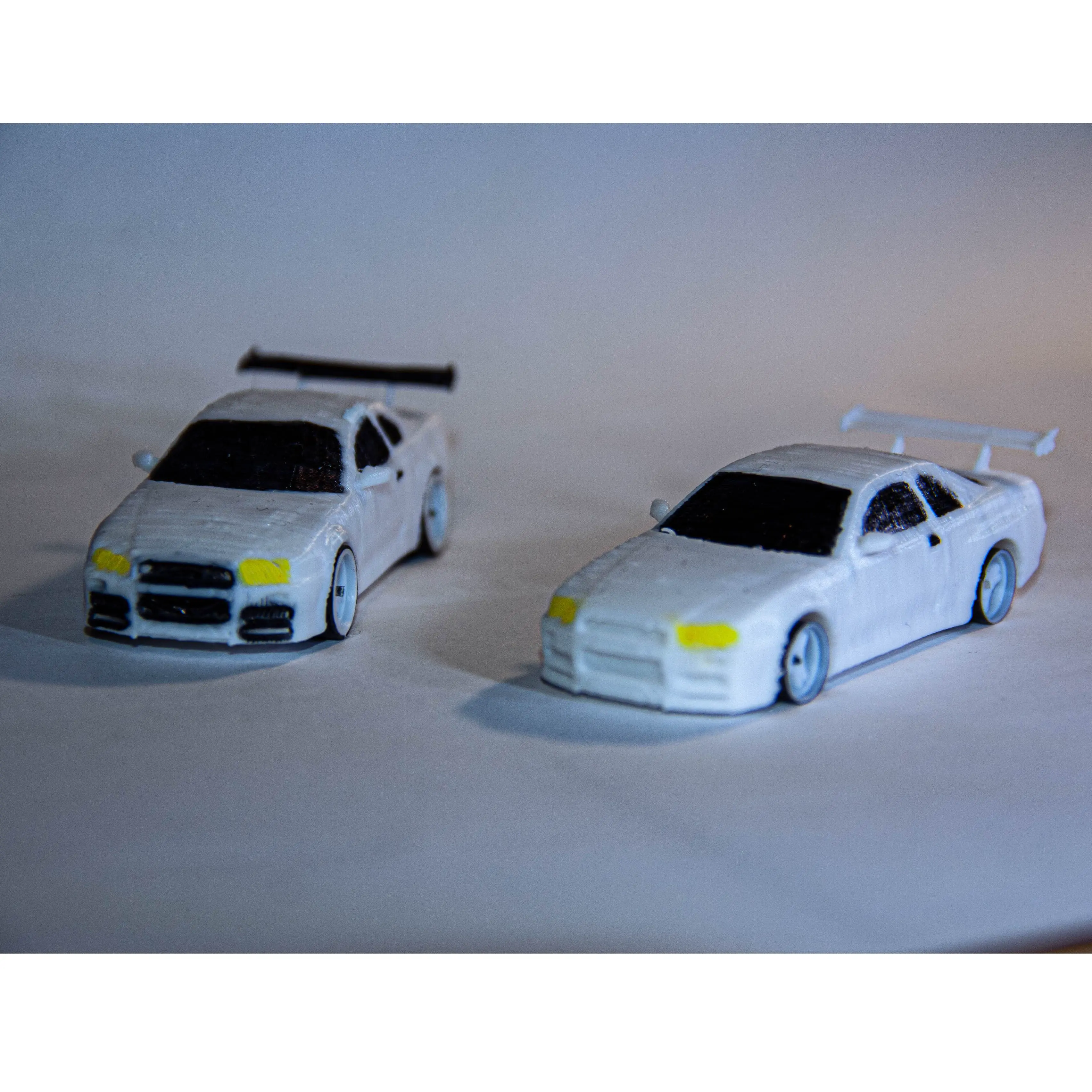 Nissan Skyline R34 GTR - 1:64