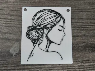 Woman 1 line art