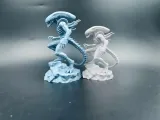 Xenomorph Alien on Rock – Display Figure-3