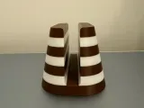 Macbook laptop vertical stand-2