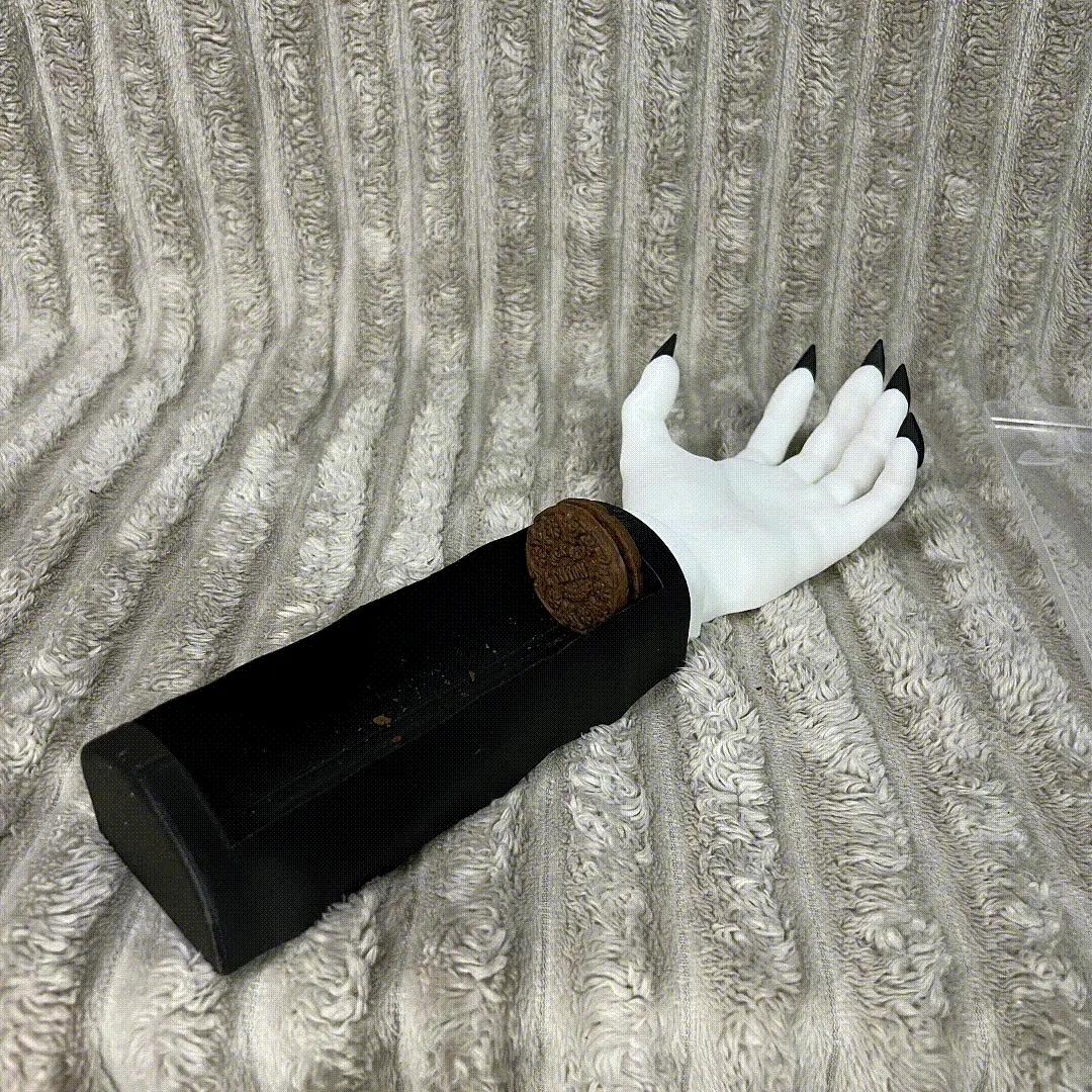VAMPIRE COOKIE HOLDER