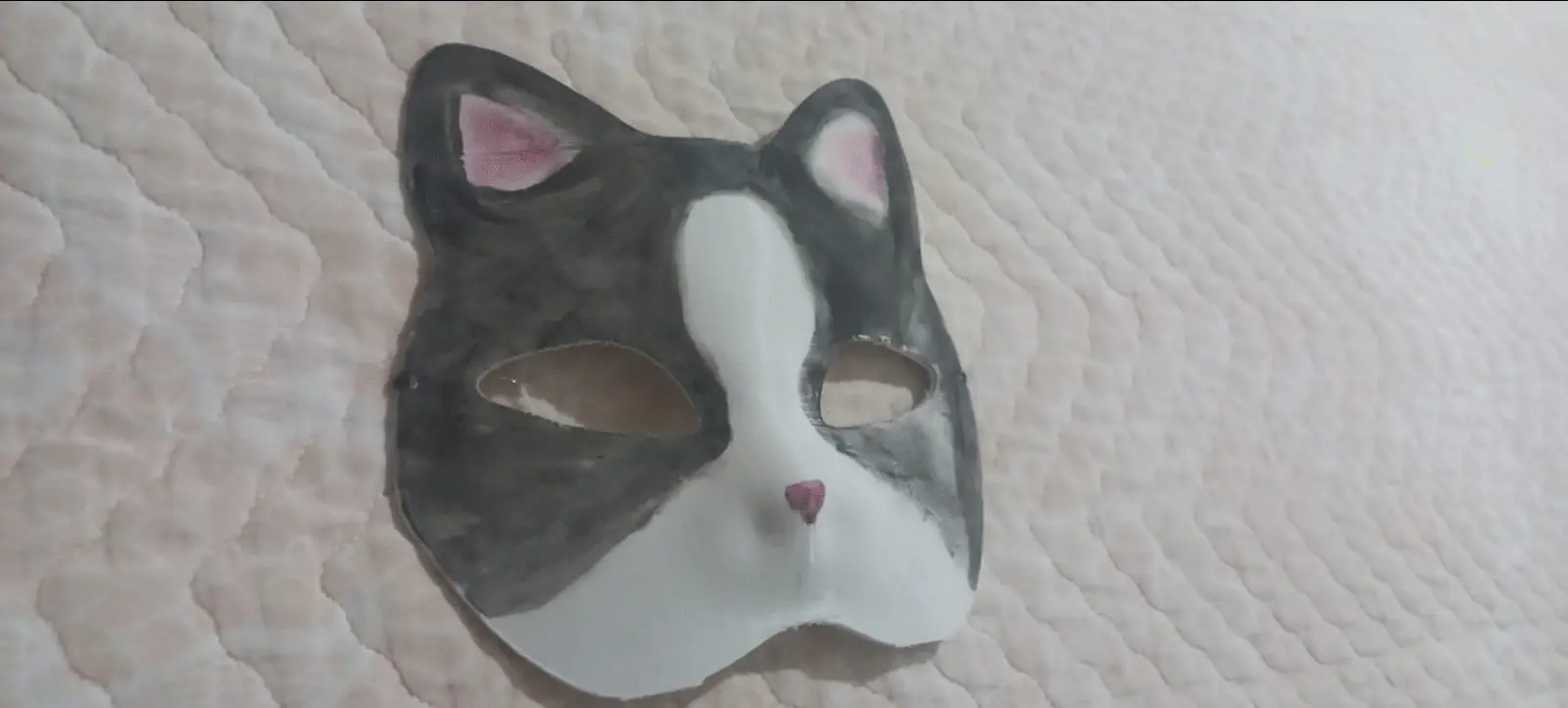 Cat mask