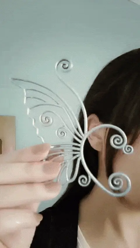 BUTTERFLY WING EARRING
