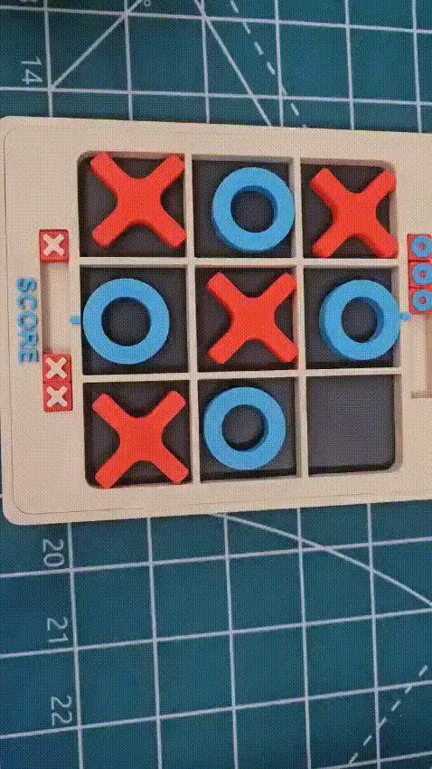 tik tak toe board game with score!