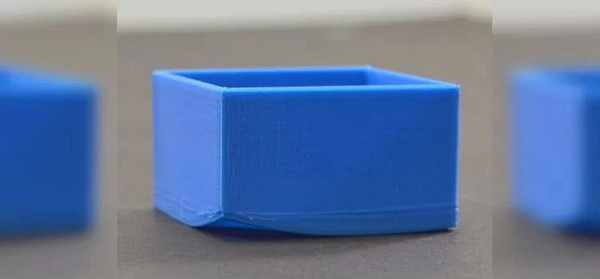 What is 3D printing warping?