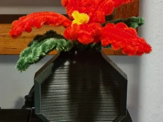 Small Vase - Hold your artificial flowers!