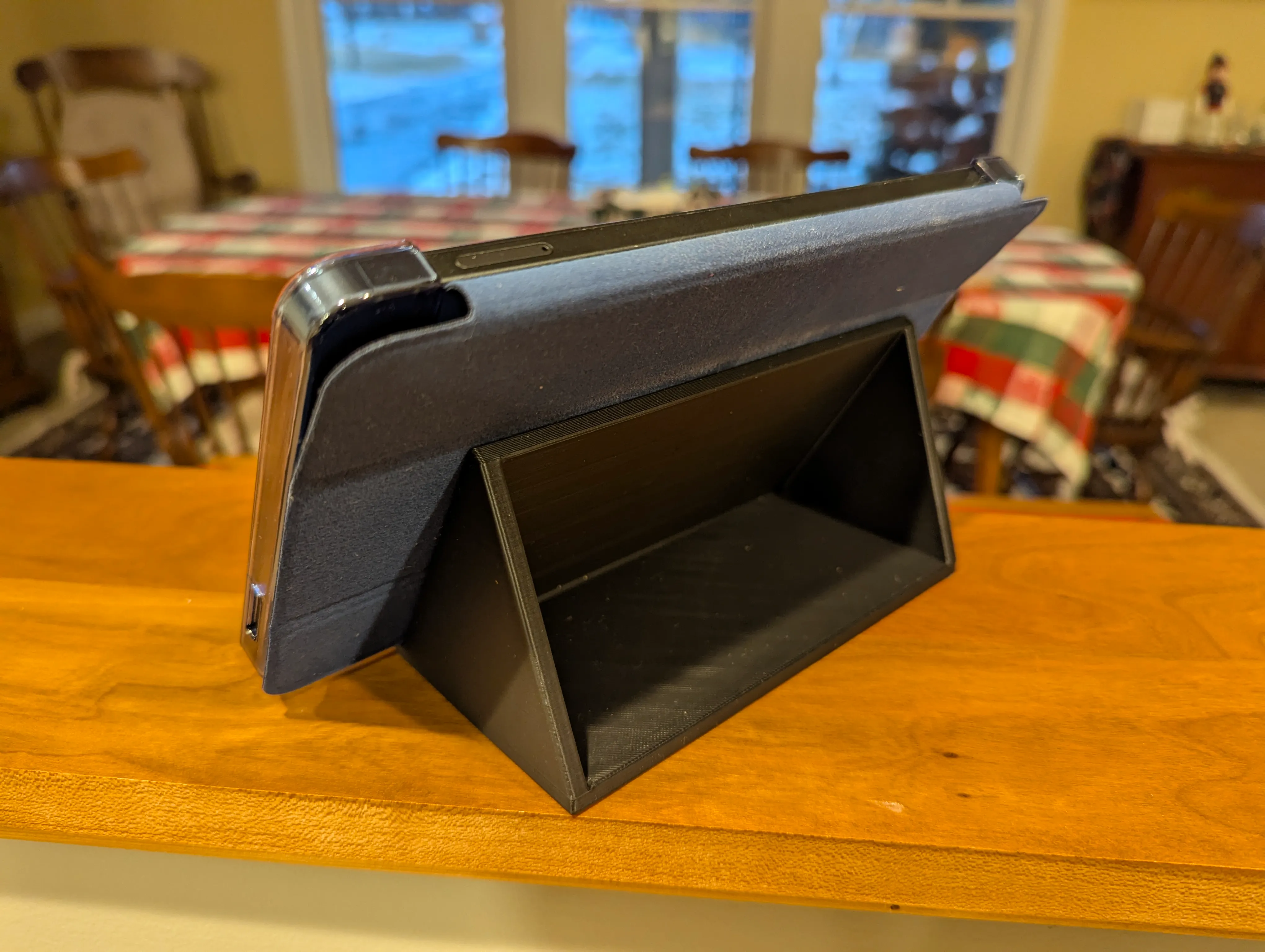 D109WB XHDATA Portable Radio Stand