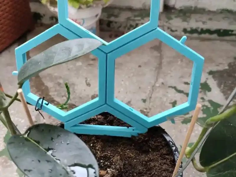 Tırmanan 🧗‍♀️ bitkileri için modüler kafes sistemi 🌿