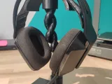 Headphone stand-0