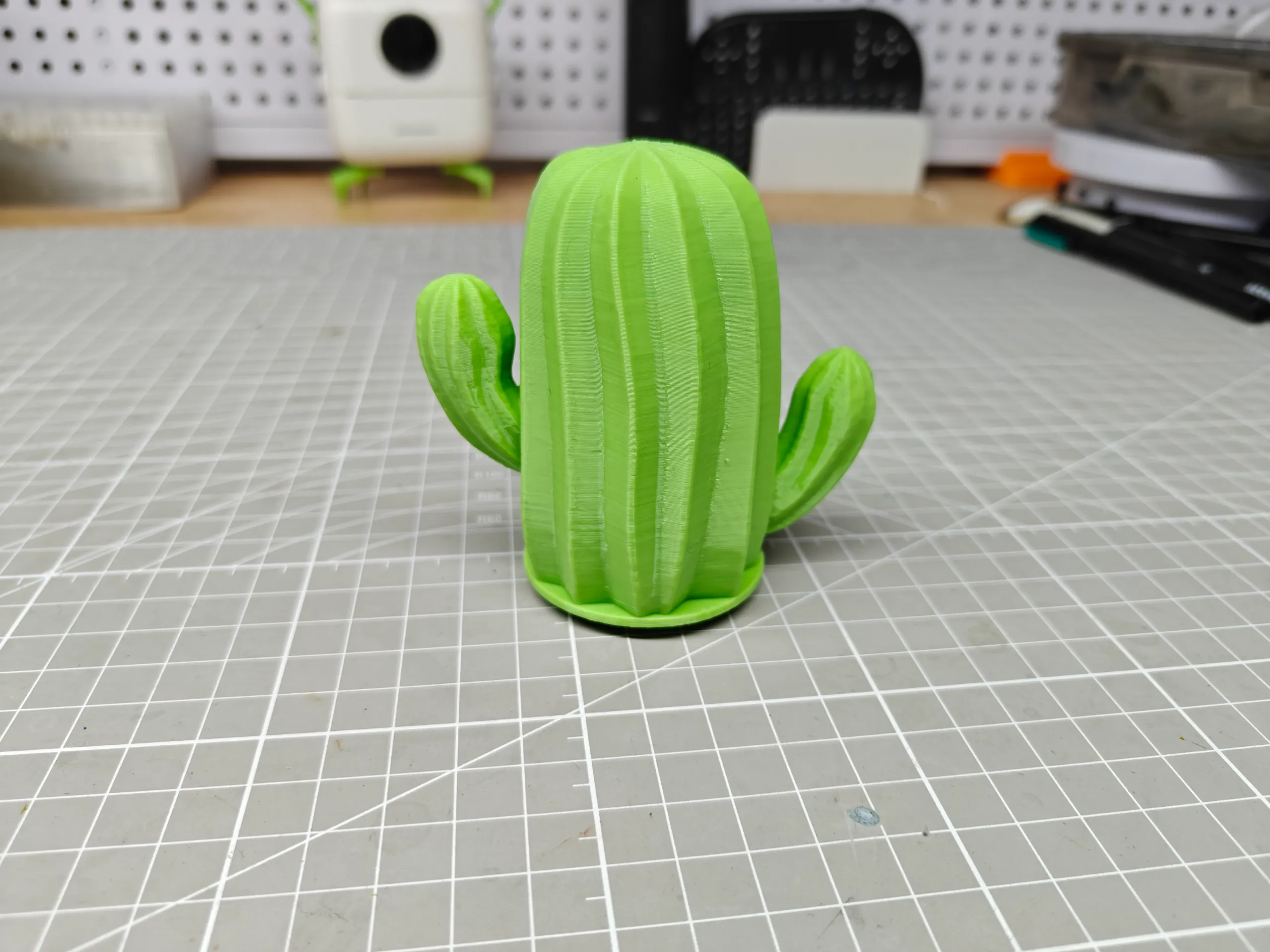 Cactus-shaped SD Card, TF Card, and USB Flash Drive Storage