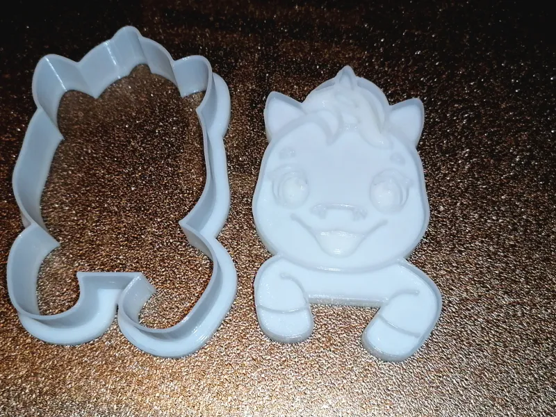 cookie cutter unicorn smiling
