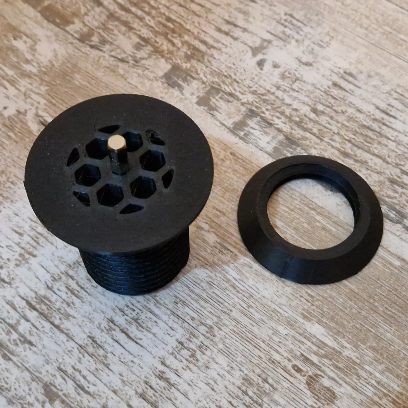 Screwdriver Spool Rewinder