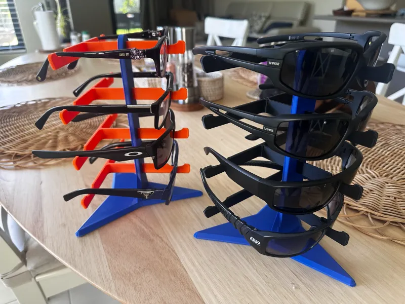 Sun Glasses Stand x 4