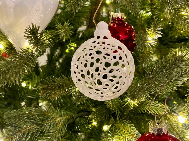 Voronoi Ball Christmas Tree Ornament