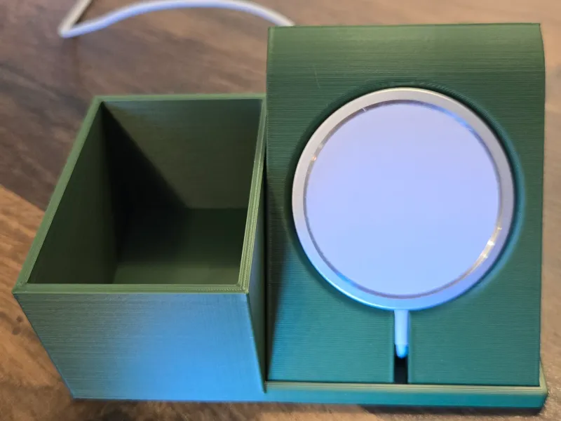 誘導充電器スタンド