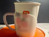 Paper cup holder-0