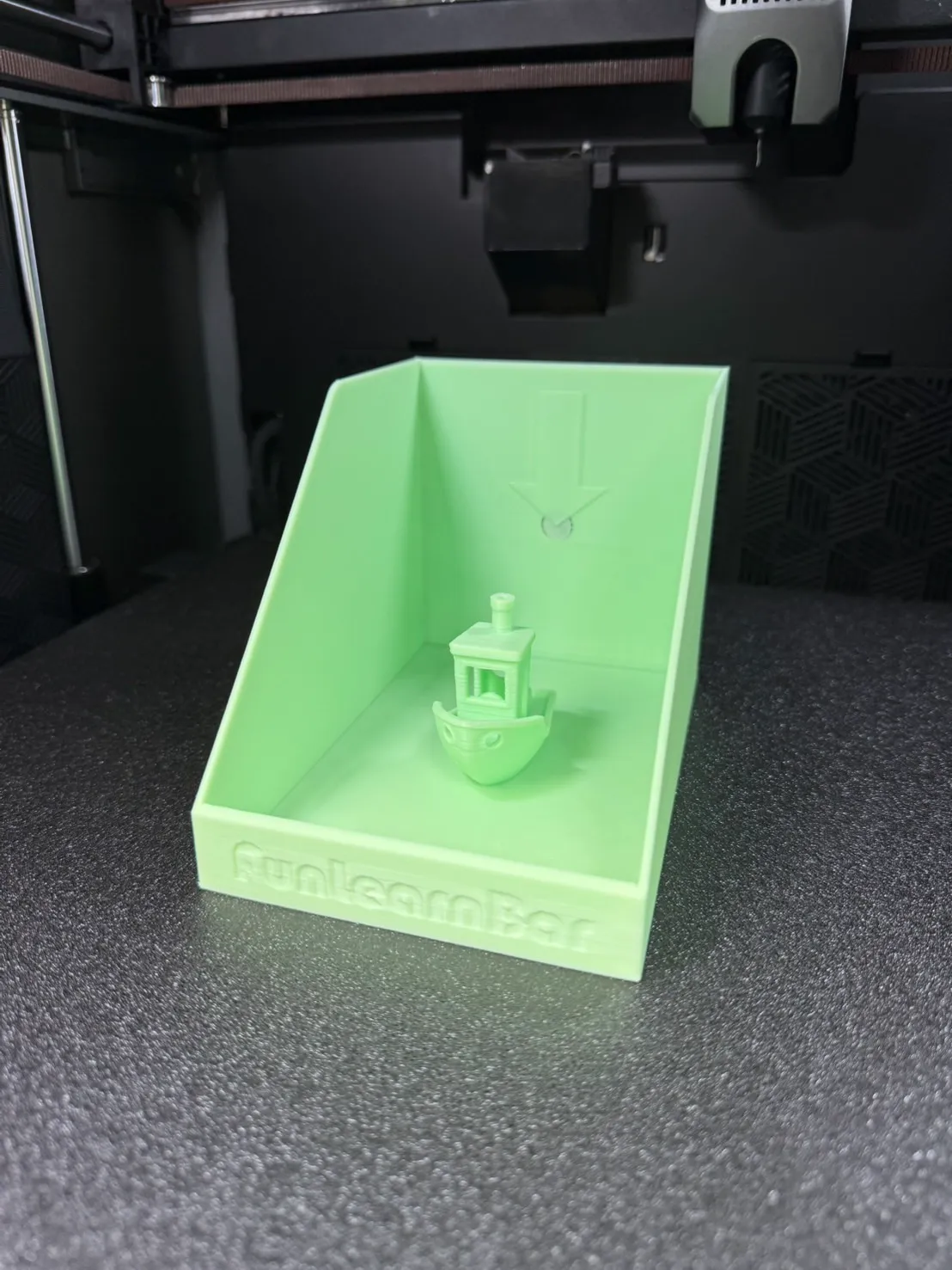 Creality K2 Plus Poop Slider !!! (Won't block the fan)