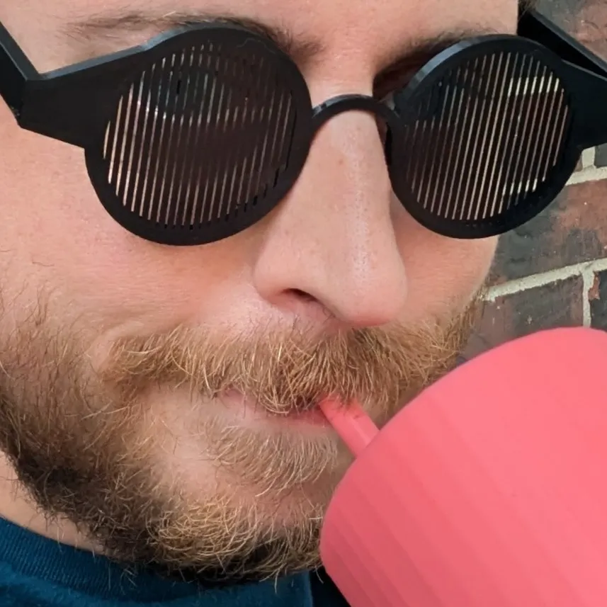Beach Essentials – Sunglasses, Cup, Cup-Holder and Stand