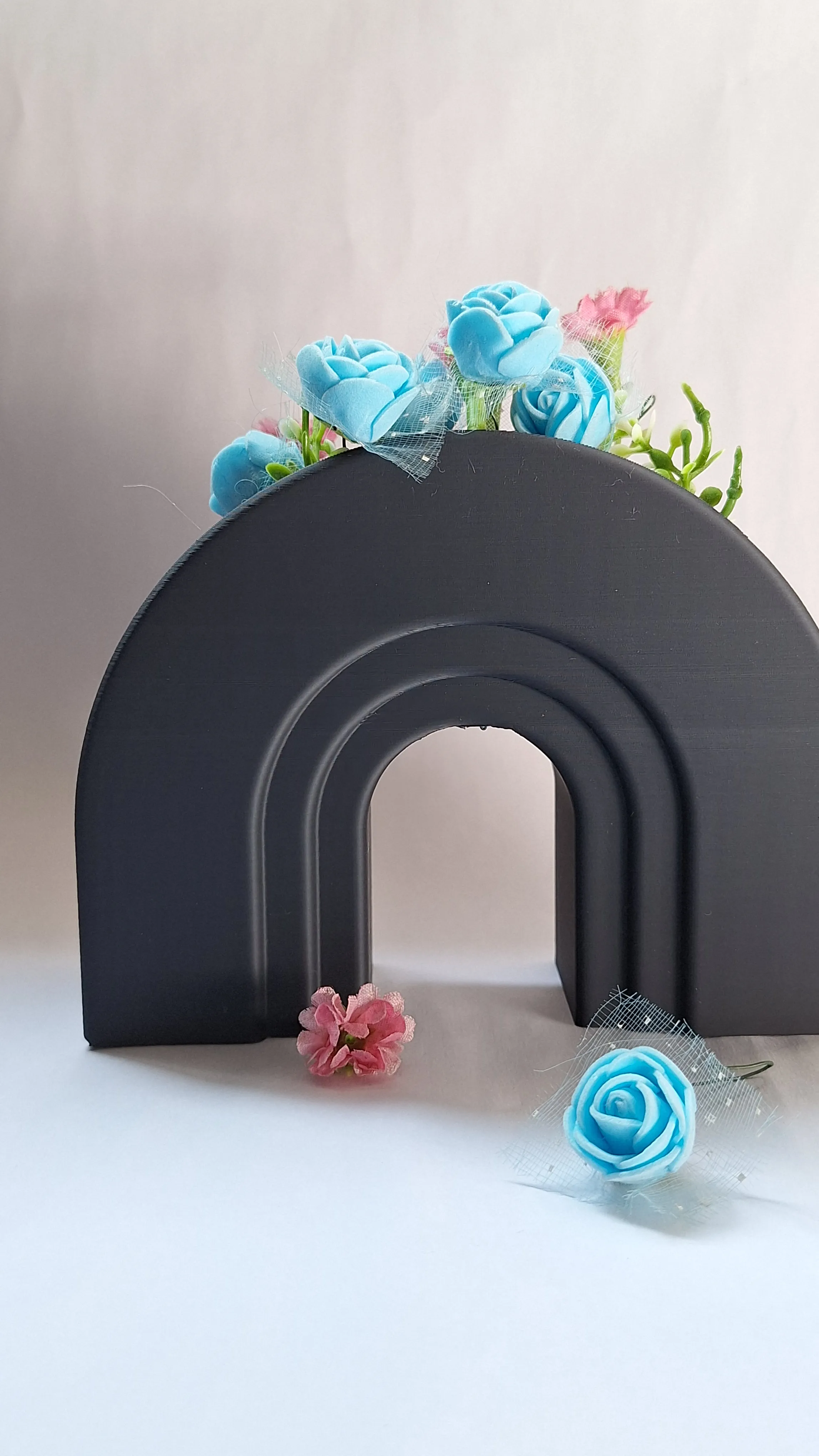 minimalist arch vase – perfect for 3D printing enthusiasts!