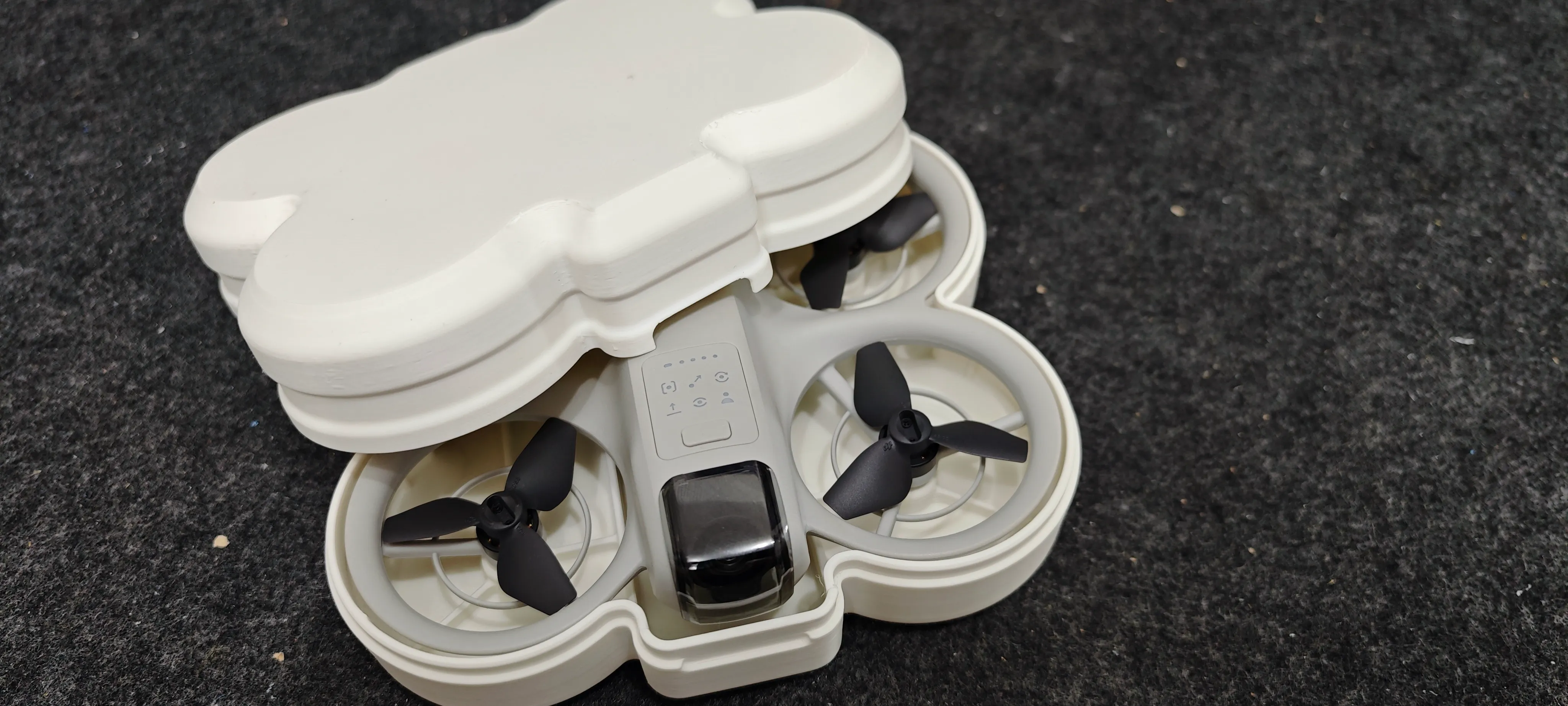 cool DJI Neo Drone transport box with bumper compartment!