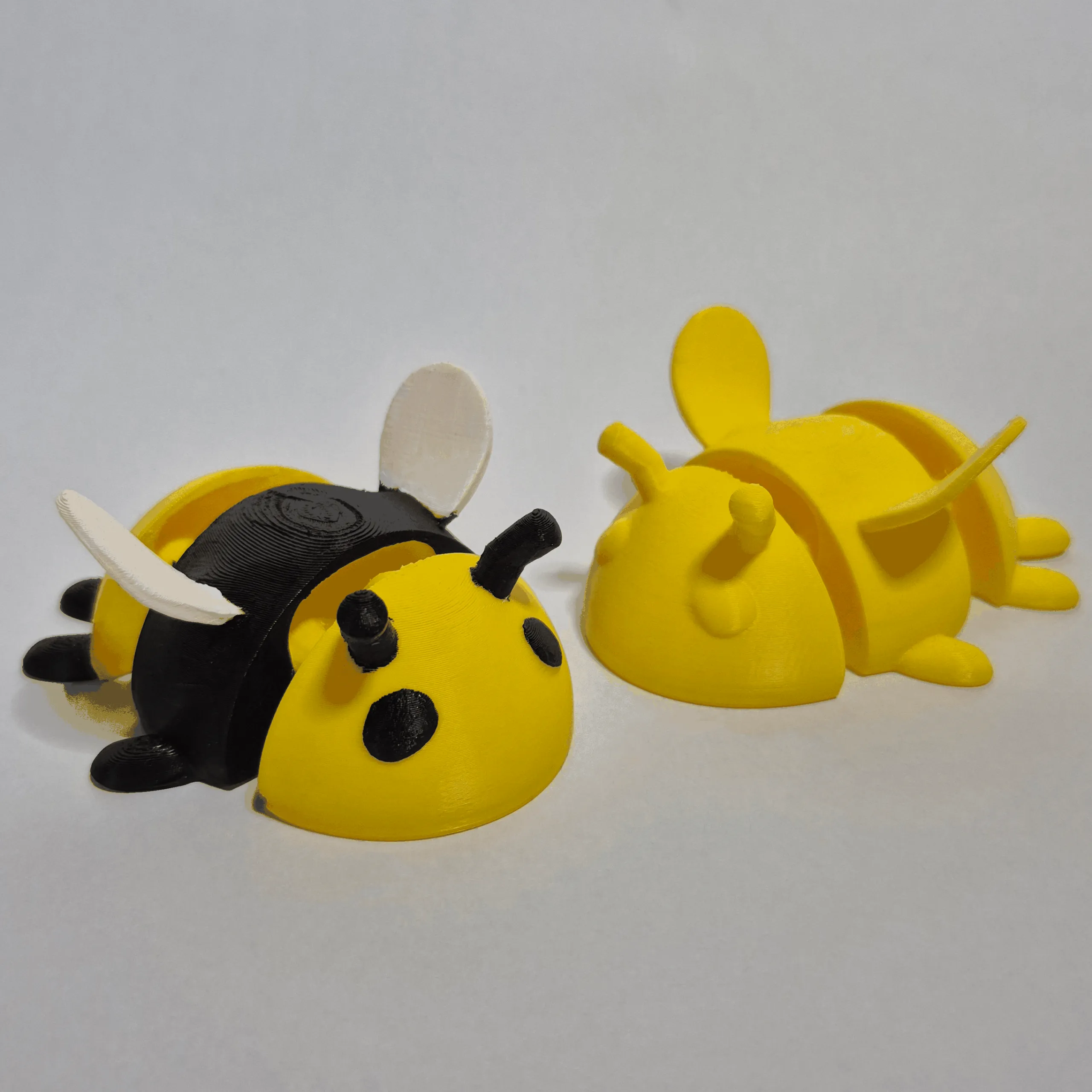 Palm Sized Articulated Bumble Bee!