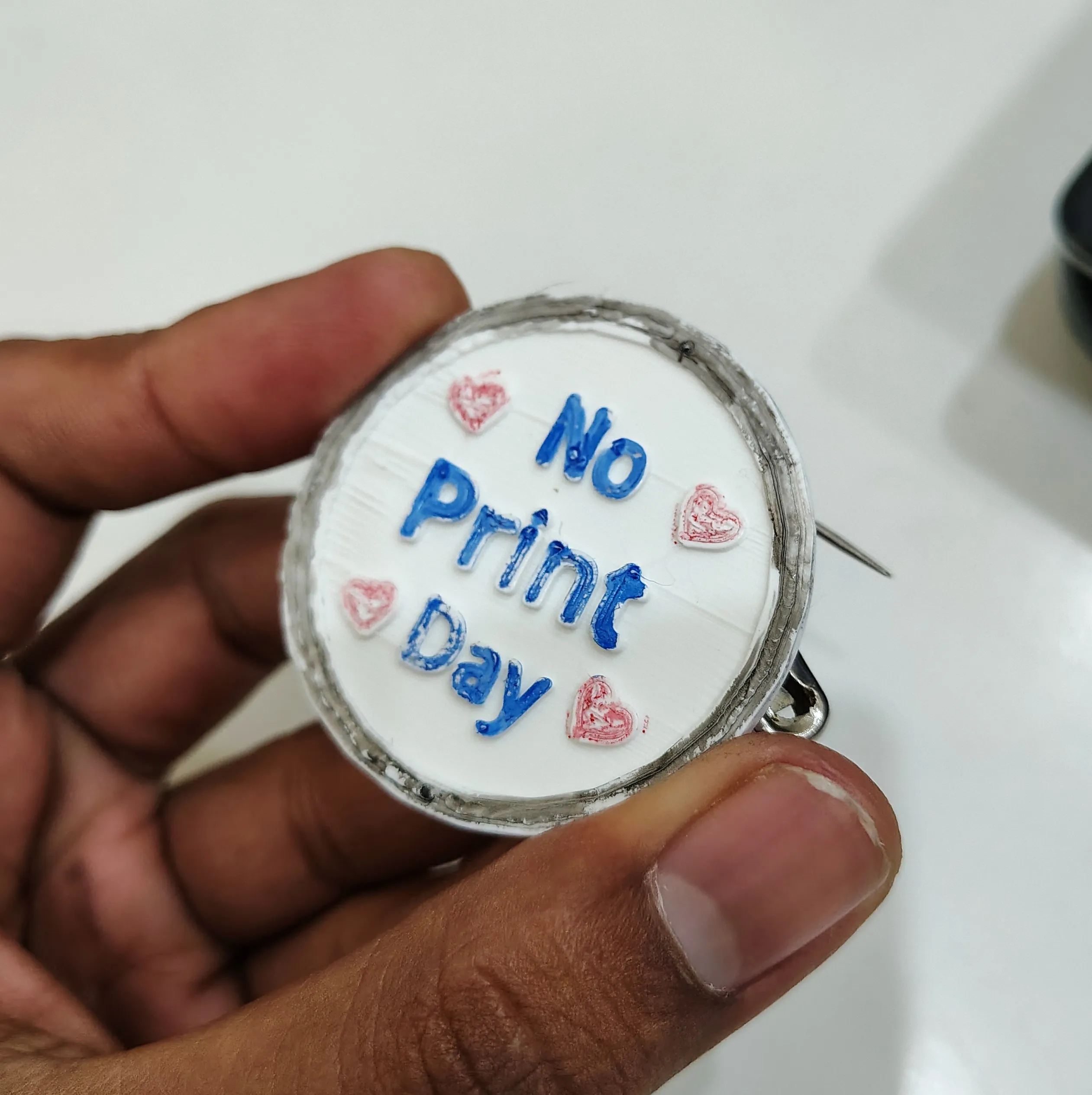 No Print Day Badge