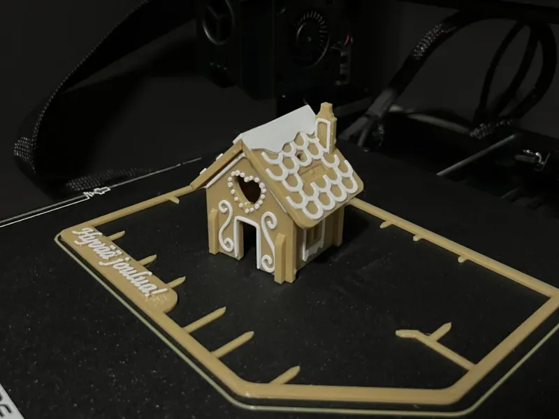 NEW! GINGERBREAD HOUSE BUILD KIT CARD