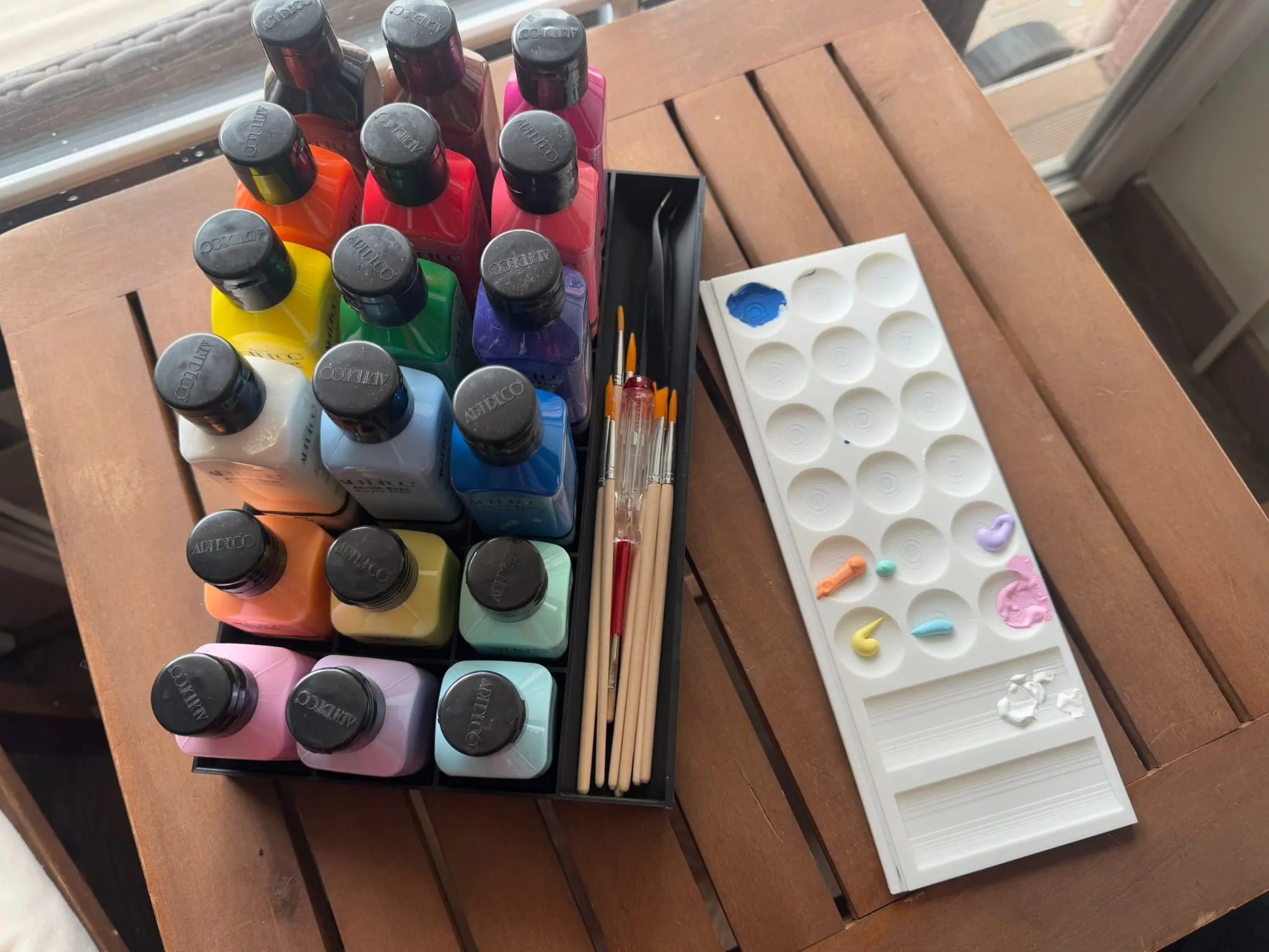 Art Deco Acrylic Paint Organizer with Built in Paint Palette