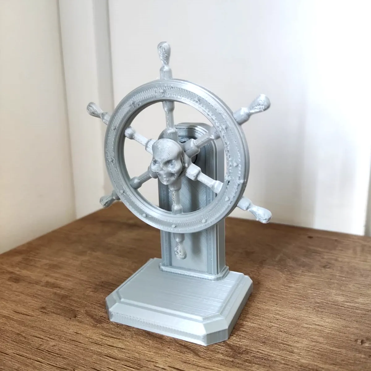 Pirate Ship Wheel - Decorative Spinning Toy