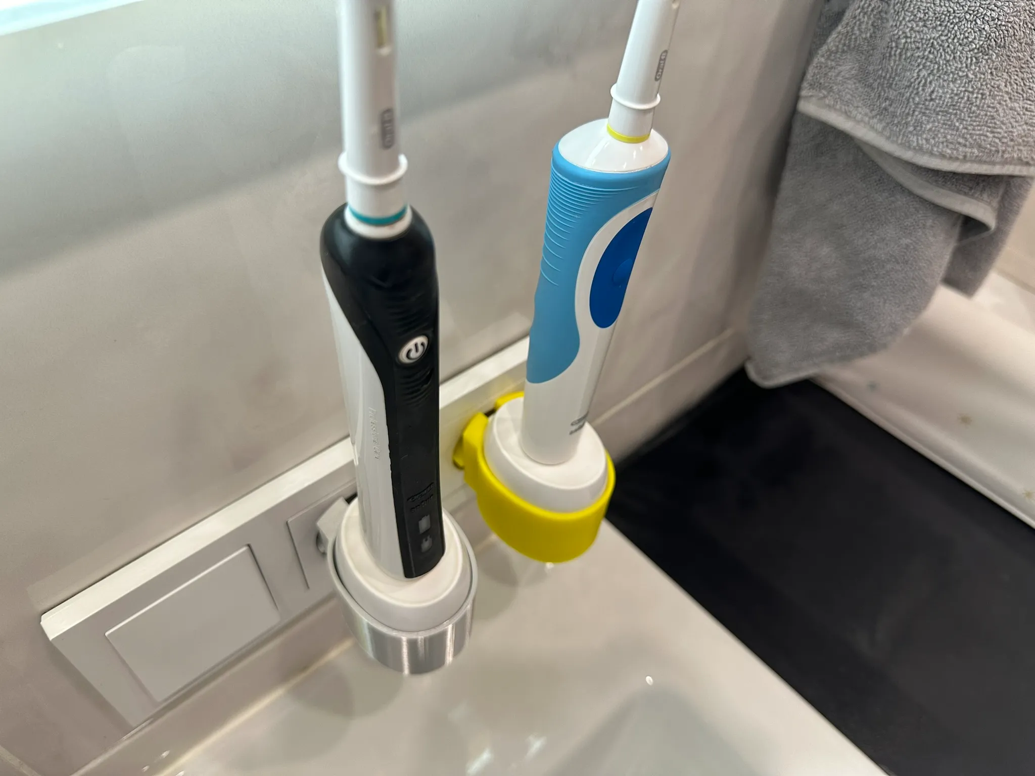 Suport încărcător Oral b