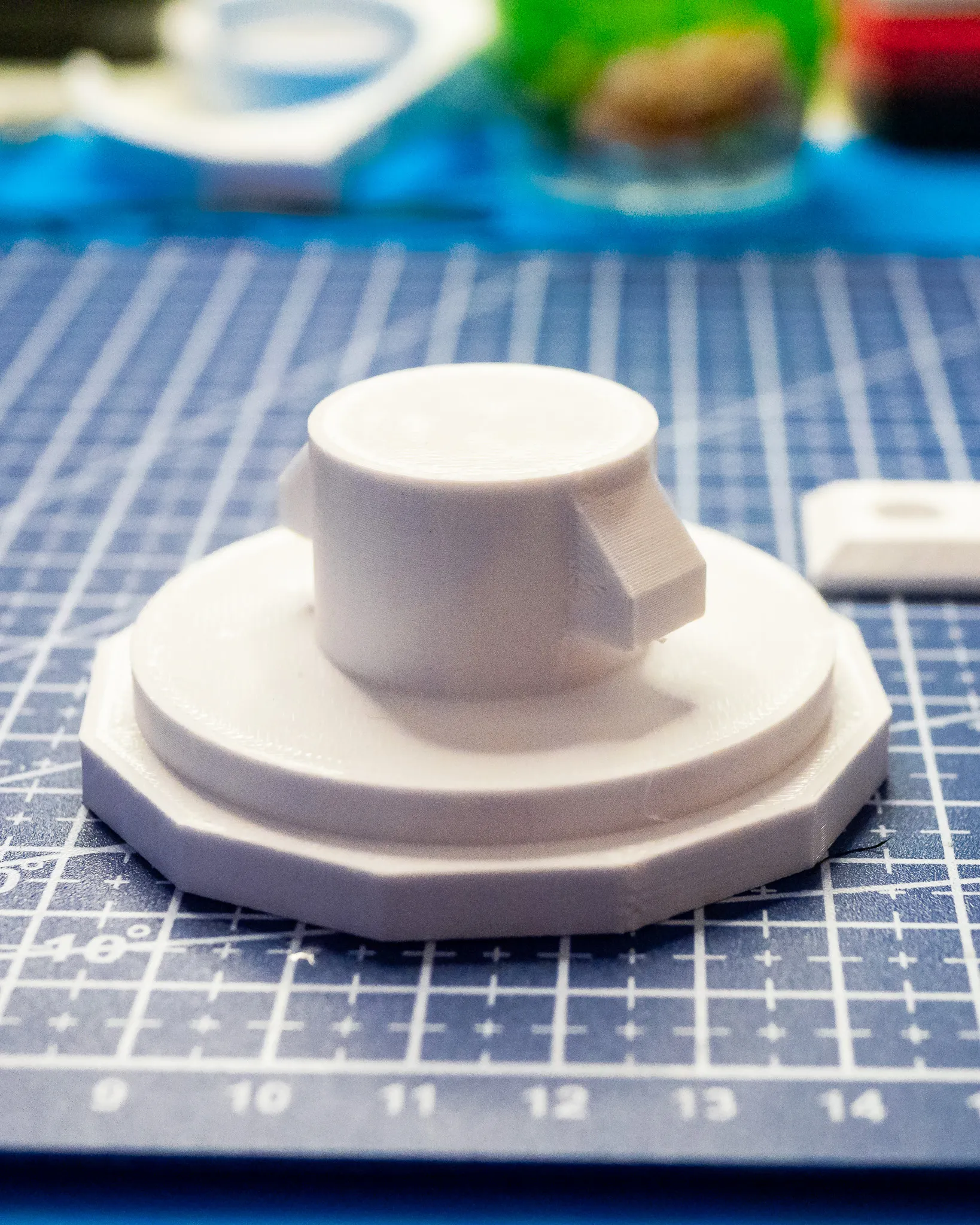 Vertical Filament Storage Mount for 1kg Spools