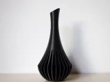 Ribbed vase-1