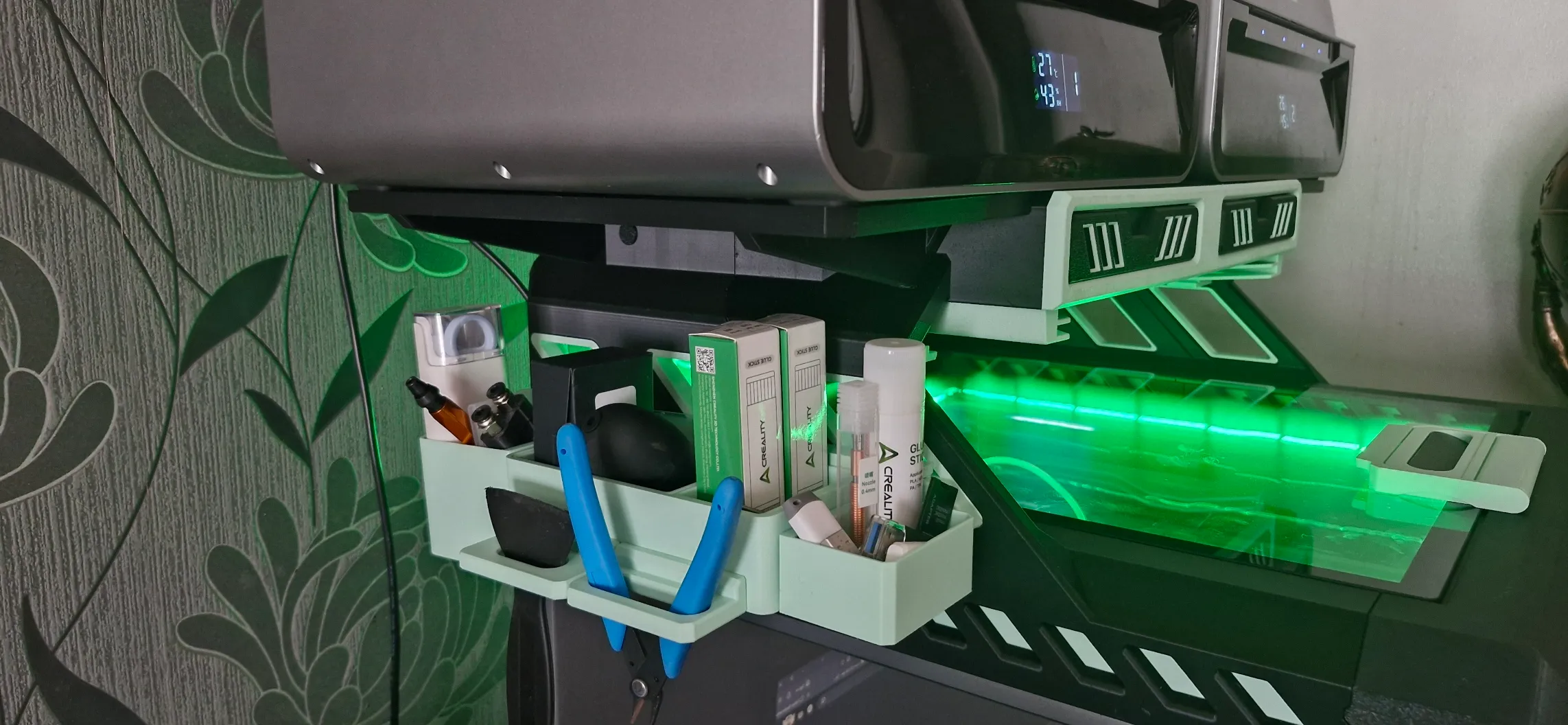 Perfect complimentary storage for the D3P riser designed by ...