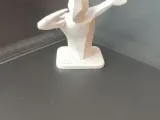 Epic Dab Statue-2