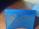 TwinScreen Shelf-2