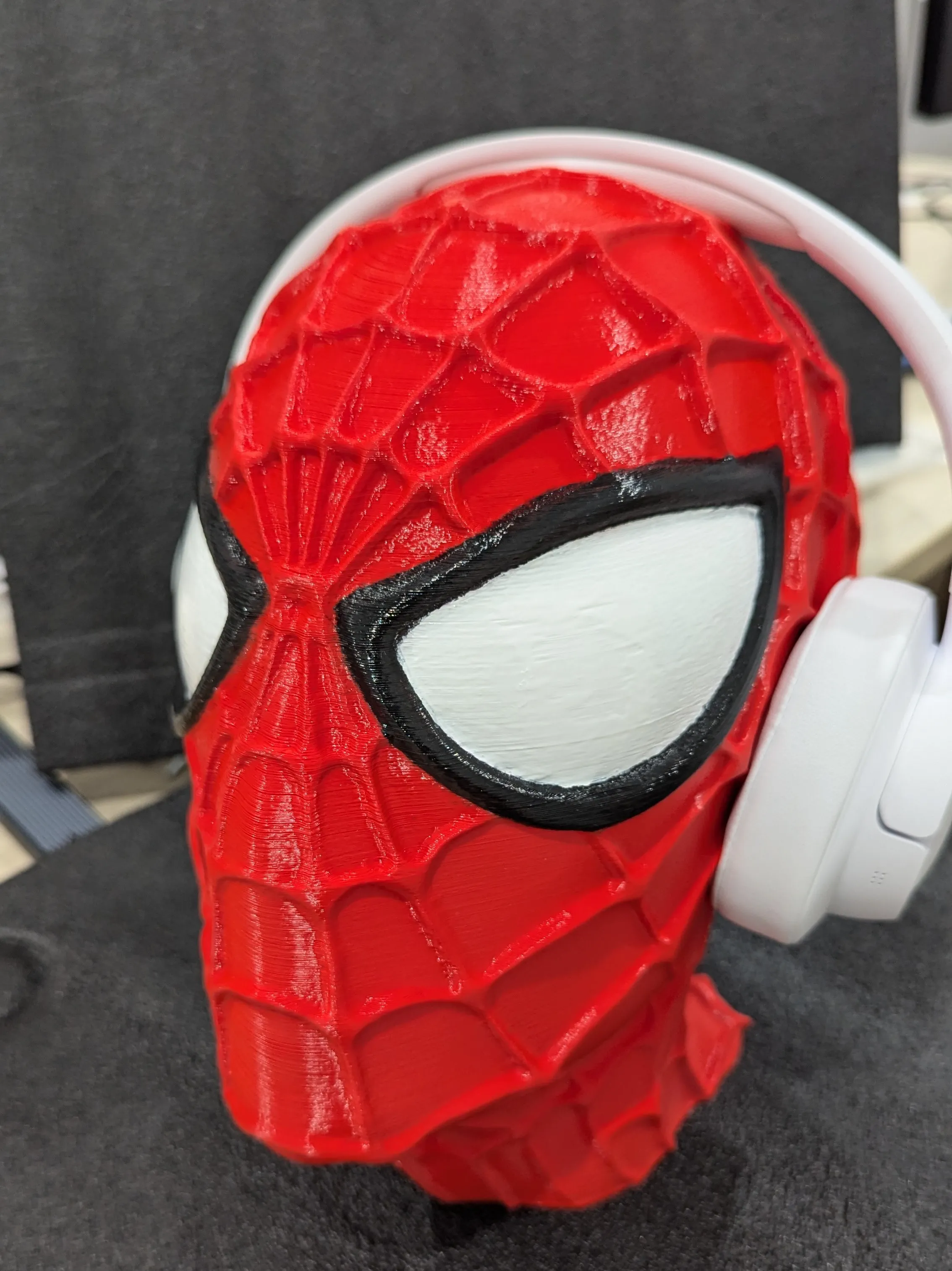 Spiderman Head Statue Headphone Stand-2
